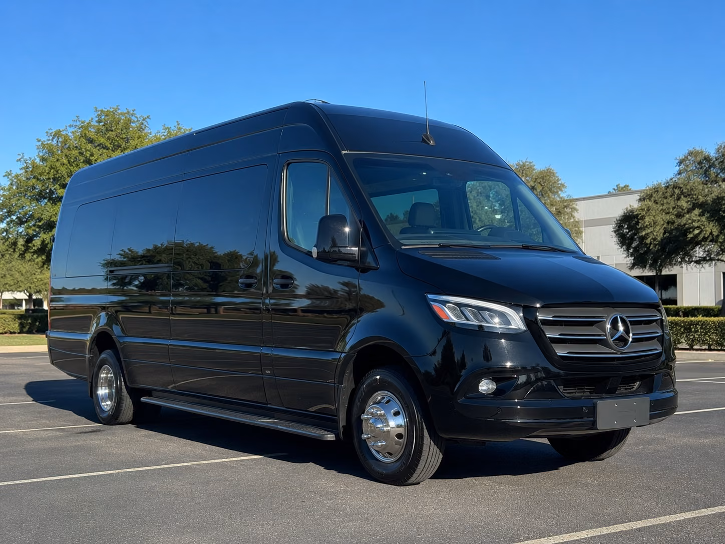 find the perfect transportation for your next wedding 1